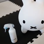 チビ介、先月　熱を出してからなかなかセキが治りませんインフルエンザも始まったようなので、除菌スプレーで菌対策していますこの#nino&nbsp;という#除菌スプレー、見た目がシンプルで一目ぼれし&hellip;のInstagram画像