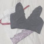 いつも使ってるナイトブラまた頂きました🙇🏻&zwj;♀️💓しっかりサポートしてくれるのでお気に入り♡前の投稿で詳しく書いてるので気になる人は見てみてね😉&hellip;のInstagram画像