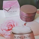 モニター当選🎵 「エイジングローズ」クリームはやわらかくて香りもキツくなくスーっとのびて使いやすい❗スパチュラもついているので扱いやすい写真付きでマッサージ方法の説明もありグッ&hellip;のInstagram画像