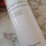 ＰＨリフレッシュローション　レビューです。・大容量400ml3ヶ月目に入りました！・ちょうど３分の１残ってます。・コットンにつけて、スリスリ角質ケアもできて、保湿ケアもできて、&hellip;のInstagram画像