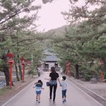 先週弾丸帰省して来ました🦖❤️.近くに住んでいると意外と行く事がなかったりする地元の神社🦖💦.この日は夜参加する予定のお祭りまでの空き時間にぶらりと　#吉備津彦神社　に寄ってみました❤&hellip;のInstagram画像