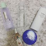 最近のスキンケア寒くなってきて余計に乾燥が&hellip;。なんだか最近だるくてクリニークとニベアで済ませちゃう日もあるけどそしたら次の日もっとパリパリになってる😥キチンとスキンケアしないともうだめ&hellip;のInstagram画像