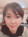 胸からから頭まで写ってるのがこれしか無かったけど、、、