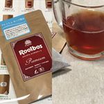 うちは数年前から麦茶をルイボスティーに変えました(^ ^)ルイボスティーをいただいたので、早速、、1.5㍑くらいのお水に1袋入れて煮出しました〜いい色👍クセがないので飲みやすいです。我&hellip;のInstagram画像