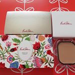 ★ブライトヴェール★ .3種のツヤ成分(リフレクトオイル・トーンアップパウダー・スムースオイル)が肌表面につや肌ヴェールを形成し、シミ・くすみを光で飛ばしてカバーしながら、透明感のあるツヤ肌を実現&hellip;のInstagram画像