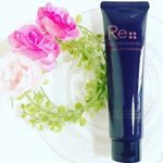 Re dermalabモイストゲルクレンジングを使用させていただきました✨﻿﻿とても細かくてやわらかいこんにゃくスクラブが、毛穴や角質などの汚れを絡め取ってくれる、濃厚美容液クレンジングジェル&hellip;のInstagram画像