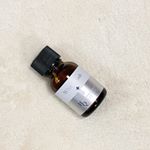 .■アンドシームホワイトラッシュ HQ美容液／15ml.ハイドロキノンを5％配合した美容液。夜寝る前に気になる箇所に1.2滴ピンポイントで　使用しするのが効果的だそうです！&hellip;のInstagram画像
