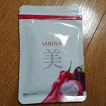 飲んで内側からもケア出来るみたい！お母さんに狙われてたからあげちゃった！わらお肌も栄養足りてないとだもんね！一緒に飲むかな！#ジージーサビナ #美容サプリメント #エイジングケア #ア&hellip;のInstagram画像