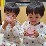 ．「モリママの赤い青汁」が届きました😌✨．保存料・着色料、無添加✨人工甘味料・香料、不使用✨厚生労働省食物アレルギー特定原材料等27品目すべて不使用の子ども向け青汁なので野&hellip;のInstagram画像