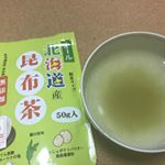 sigemi777玉露園の「オール北海道産昆布茶」でティータイム。鮮やかな黄緑のパッケージ同様に、綺麗な色の昆布茶をいっぷく。癒されるひとときです。 #PR #玉露園 #玉露園 #オール北海道&hellip;のInstagram画像