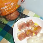 .#ハウス食品 様の生で食べても辛くない‼️#スマイルボール をお試しさせていただきました🙌.ハウス食品グループが10年以上研究を重ねて開発して誕生したタマネギ👀❗️ 薄切りにしたリンゴを&hellip;のInstagram画像