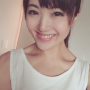 「オフ日 飾らない私」【お顔出しPRモニター様募集♪】20,000円相当の美容液（現品）をプレゼント！商品サイトやパンフレットに掲載させて頂きます。の投稿画像