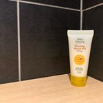 保湿に特化したレイヴィーのハンド＆ネイルクリーム🙌🏻💕 一本でハンドもネイルも保湿ができる優れもの😻そしてベタつきもナシ‼️‼️ #leivy_japan#leivy#ハンドクリーム#ローヤルゼリー#&hellip;のInstagram画像