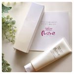 ⋆▸◂⋆﻿モーゼパーフェクトホワイトクレンジングを﻿試させて頂きました✨﻿﻿天然由来の成分90%以上配合﻿お肌に極力負担をかけない優しいジェルタイプ。﻿﻿柔らかめのジェルが&hellip;のInstagram画像