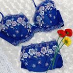 ..ニッセンさんの脇肉すっきり 脇高ブラ👸💕 .パッと見た目がかわいくて、着用するときもお洗濯するたびにも.ウキウキできます♡ピンクと水色のお花が優しくてかわいい💐💕 &hellip;のInstagram画像