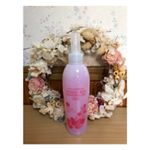 今回はご縁があり三粧化研さんのサンショースキンリニューアルジェルを使用させてもらいました👏毛穴の汚れや吹き出物の痕に悩んでいて使用してみると、肌にジェルを乗せてくるくると10秒ぐらいマッサージ&hellip;のInstagram画像