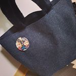 ...#有限会社コスモメディアサービス 様の　#みんなのバッチ　のモニターに選んでいただきました💐..「みんなのバッジ」は、お気に入りの写真や画像からバッジをデザインし、注&hellip;のInstagram画像