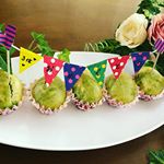おやつ大急ぎで作った抹茶のマフィン😋❤️..こめ油使用で、時短でサクフワに仕上がります⭐️...お祝い旗を　チョキチョキぺたぺた作って.😊❤️...&hellip;のInstagram画像