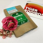 はじめてのモニター当選品です😊✨﻿﻿﻿ルイボスティーを毎日飲んでいるのですが生葉ルイボスティーははじめて飲みました☕️✨﻿普通より色が少し薄くてクセがなくてとても飲みやすい🙆&zwj;♀️✨✨&hellip;のInstagram画像