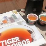 ◎お風呂入った後、寝る前の時間はルイボスティー☺️何気なく飲んでいたルイボスティーは・アンチエイジング・抗アレルギー作用「ケルセチン」と「ルテオリン」・糖の上昇を抑える「アスパラチ&hellip;のInstagram画像