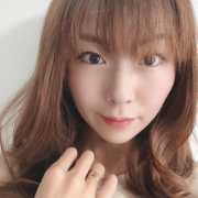 「写真」【顔出しOKの方大募集!】シミ・しわ・毛穴など効果を実証！芸能人御用達のエステティシャン高橋ミカ開発の美容液♪の投稿画像