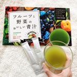 Re:fataフルーツと野菜のおいしい青汁🍹149種類の植物発酵エキス、乳酸菌配合で、カラダの内側からスッキリ健康💪ミックスフルーツテイストでスッキリと飲みやすく、ほんのり甘さもあるので、青汁&hellip;のInstagram画像