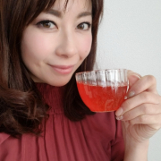 「笑顔を大切にしています！」【この1滴がスゴイ】化粧水感覚ファンデ笑顔で顔出しPRモニター大募集！の投稿画像
