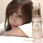遺伝子検査から導き出された「遺伝的肌タイプ」にぴったりの美容液をお届けしてもらえる、セミオーダーのレナセル美容液。..私ももう大人だからね。肌には気をつかいたくてね&hellip;。..&hellip;のInstagram画像