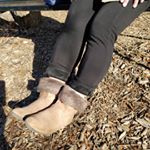 ニッセンさまの極厚裏起毛レギンスパンツをお試しさせていただきました👖ウエストはゴムで嬉しい😉サイズ展開も豊富でSから10Lまであり、カラーは私が着用している黒の他、デニム調ネイビー、チェック柄&hellip;のInstagram画像