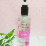 レイヴィーのファンタジージェルローションのモニターをさせて頂いています。ジェルの中には花びらが入っていて可愛すぎるフレグランスジェルローションです！すっごく気になっていた製品でした！&hellip;のInstagram画像