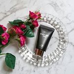 ・@reimei_official.ブラックシリカソルト フェイシャルエステ.こちら洗顔だけで潤う新感覚の高機能ソルトエステ。.上質なソルトと天然鉱石ブラックシリカ（血流を&hellip;のInstagram画像