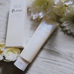 スキンケアならクレンジングから見直すことをオススメします。こちらは、モーゼパーフェクトホワイトクレンジングといって海藻エキス（フコダイン)・コエンザイムQ10配合のツルツルしたなめらか&hellip;のInstagram画像