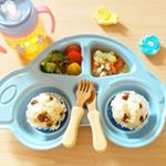 息子ごはん・・・🚙レーズン蒸しパン🚙色々野菜のスープ🚙ブロッコリーのごま和え🚙ミニトマト🚙ルイボスティー蒸しパンはアイハーブのオーガニックレーズンを使って、甘味&hellip;のInstagram画像