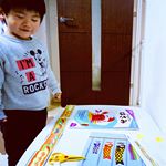 ..2歳から使える幼児用はさみ「かみきりくん」を使って工作！刃の部分に安全ガードがついてるから安全に切れます！今年は手先が器用になってくれるとうれしいな！.こうさく-1&hellip;のInstagram画像