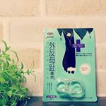 外反母趾 楽歩お試しさせて頂きました！.やわらかい素材のエラストマー使用。.かなり伸びる素材なので着脱しやすいです。.肌に馴染む優しい着け心地で無理なく自然に足指を&hellip;のInstagram画像