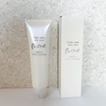 モーゼパーフェクトホワイトクレンジング100g1905円ジェル状で、メイク部分にジェルが馴染み落ちにくいメイクもスルスルと素早く落ちます。力を加えなくてと落ちるので肌に負荷をかける事ないの&hellip;のInstagram画像