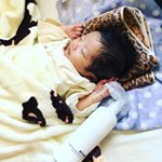 モニプラ当選品👐除菌消臭スプレーnino✨次男がアレルギーもちなのでカビ、ダニ対策に衣類、布団、ソファーなど布類やおもちゃに毎日シュッシュしてます！便利なので持ち運びたくて百均&hellip;のInstagram画像