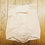 保阪尚希プロデュースのクロスシェイパー頂きました(&acute;&omega;`)❤.程よい締めつけに後ろのワイヤーで凄く腰がすっきり＼(^o^)／.少し値段は高いけどいいってゆーのが凄い分かる(&hellip;のInstagram画像