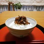 これ、めっちゃうまい‼️混ぜるだけの佃煮セット( &acute;&forall;｀ )bおかずいらない。これだけで満足🖤くどすぎず、ほどよい甘味と酸味で私の中では病み付きレベル。もうね、混ぜてるときの香りが&hellip;のInstagram画像