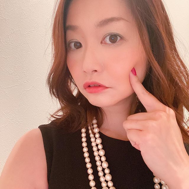 口コミ投稿：ほっぺの弾力感。@ashada_official の美容液を一年以上つかってて、実感。#美容垢さ…
