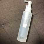 ホワイトラッシュ美白化粧水。これめちゃくちゃしっとりします！お肌にすごく浸透してくれるから保湿力も高い🙆&zwj;♀️ポンプ式で使いやすいのも便利です！美白目指して使い続けていきたいです✨#ホワイ&hellip;のInstagram画像