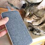 オウルテックさんのモバイルバッテリーをモニターさせて頂きました😊✨とっても手触りが良くてスマホを4回も充電出来るそうです😊👍防災用にも役立ちそうです👍まんたろーも気になるね😊#オウルテック&hellip;のInstagram画像