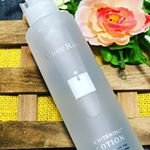 🌼ホワイトラッシュ美白化粧水🌼・シミ、くすみ対策・お肌のケア・高保湿サラサラなテクスチャーで付けてみると、程よいしっとり感♬高保湿わ感じられました✨香りも良し！シミ、そばか&hellip;のInstagram画像
