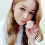 センムル　シングルシャドウ　シマー全33色揃うアイシャドウ👁✨ 私が使用しているのは「BE02:ライトベージュ」・・シアーにきらめくパール感が目元をグッと引き立ててくれます🥰&hellip;のInstagram画像