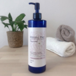 ハーバルプロ マイルドクレンジングを使い始めました🎀﻿﻿普段はポイントメイクはポイントメイクリムーバーで落とし、そのあとベースメイクを落としています😊﻿﻿柔らかめのジェルタイプでさらっ&hellip;のInstagram画像