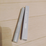 レスプロンドアイプリンピンクオークル色.筆ペンタイプの、コンシーラーです✨日焼け止め+コンシーラーのみのお肌を載せてみました✨ピンクオークルがよく馴染んでくれて、とてもナチュラ&hellip;のInstagram画像