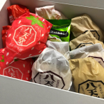 大好きな八天堂さまより、プレミアムフローズンくりーむパンのプレミアムBOXお試しさせて頂きましたーー♡.八天堂のくりーむパンは、とにかくパンがふわふわで、クリームがしっとりでものすごく美味しい&hellip;のInstagram画像