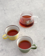☕︎・最近はもっぱら朝起きたら白湯。そのあとらノンカフェインのお茶。時々コーヒー。・モニターでいただいた#タイガールイボスティー・ルイボスティーの中でも、オーガニック認&hellip;のInstagram画像