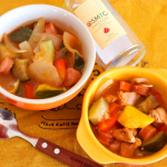 お野菜もりもり#ラタトゥイユ 風✨ .以前ご紹介した#ふるさと21 @furusato21_official 生産者ネットワークのページから購入できる、沖縄県 自然農法生産者団体 #大&hellip;のInstagram画像