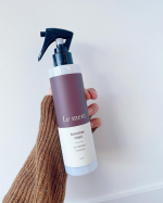 最近、髪の毛の乾燥がすごいから使ってる「ルメントブースターミスト」✨トリートメントの前に「髪の導入美容液」として使用することで保湿＆補修成分の浸透を促し、トリートメントの効果を最大限引き出してくれ&hellip;のInstagram画像